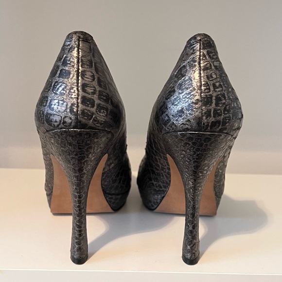 Leather heels - Picture 3 of 4